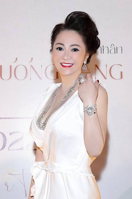 Thông tin nguyễn phương hằng mới nhất